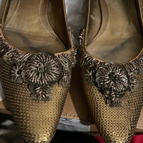 Prada gold flats - Picture 2 of 6